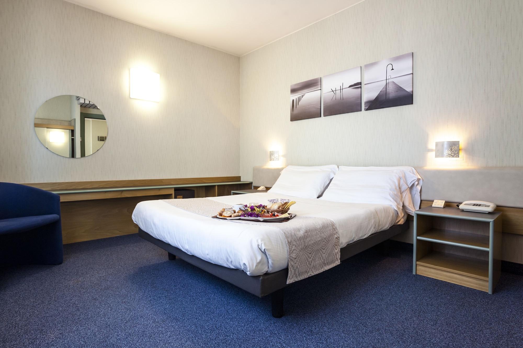 Best Western Hotel Residence Italia กวาร์ตู ซานเตเลนา ภายนอก รูปภาพ